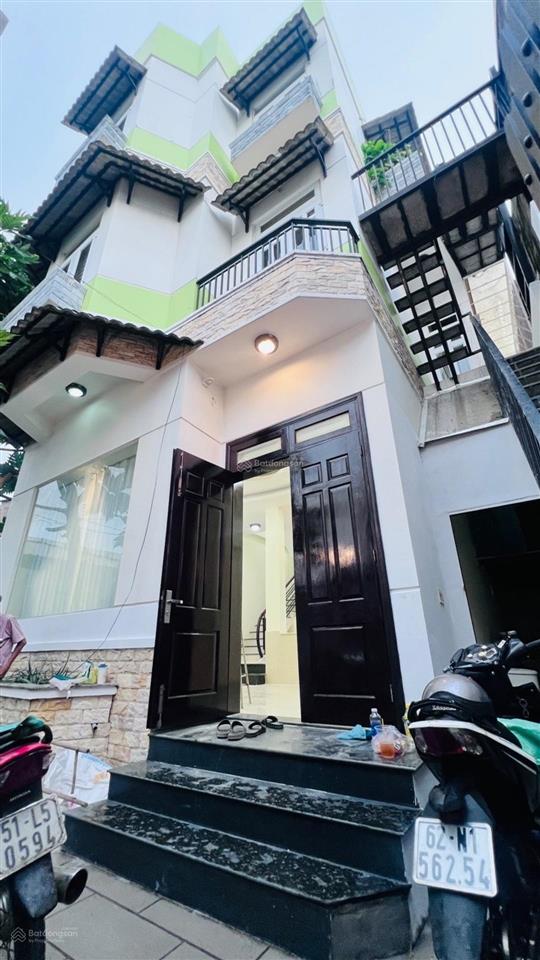 Bán nhà  4pn 4wc tại trần xuân soạn, 8,8 tỷ, 93m2 view đẹp bao đẹp kế bên kdc him lam quận 7.