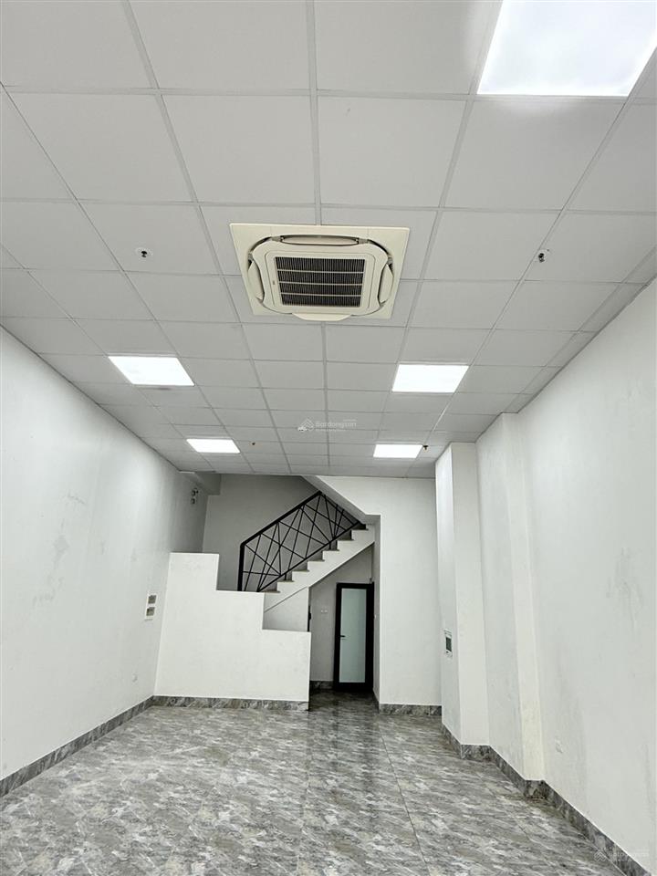 Cho thuê lâu dài shophose 4 tầng đông anh, khối đế toà eurowindow river park