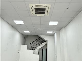 Cho thuê lâu dài shophose 4 tầng đông anh, khối đế toà eurowindow river park