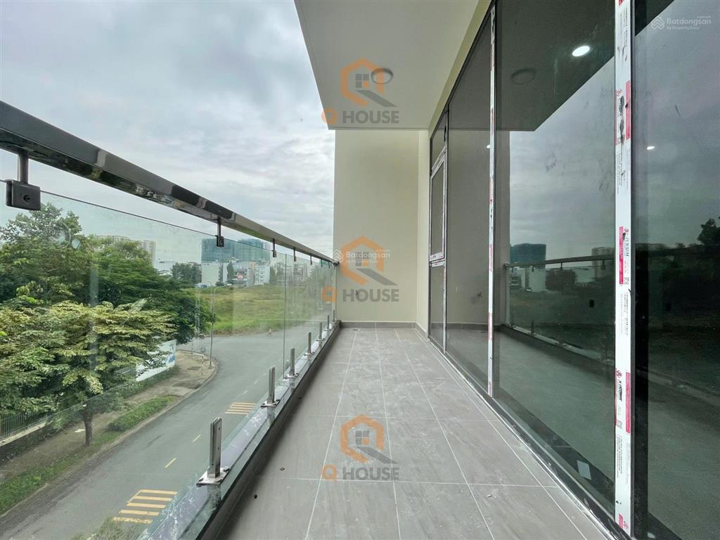 Tòa nhà "mới" 1000m2 ngay trương văn bang thạnh mỹ lợi, hầm 7 tầng suốt thang máy, 160 triệu/tháng