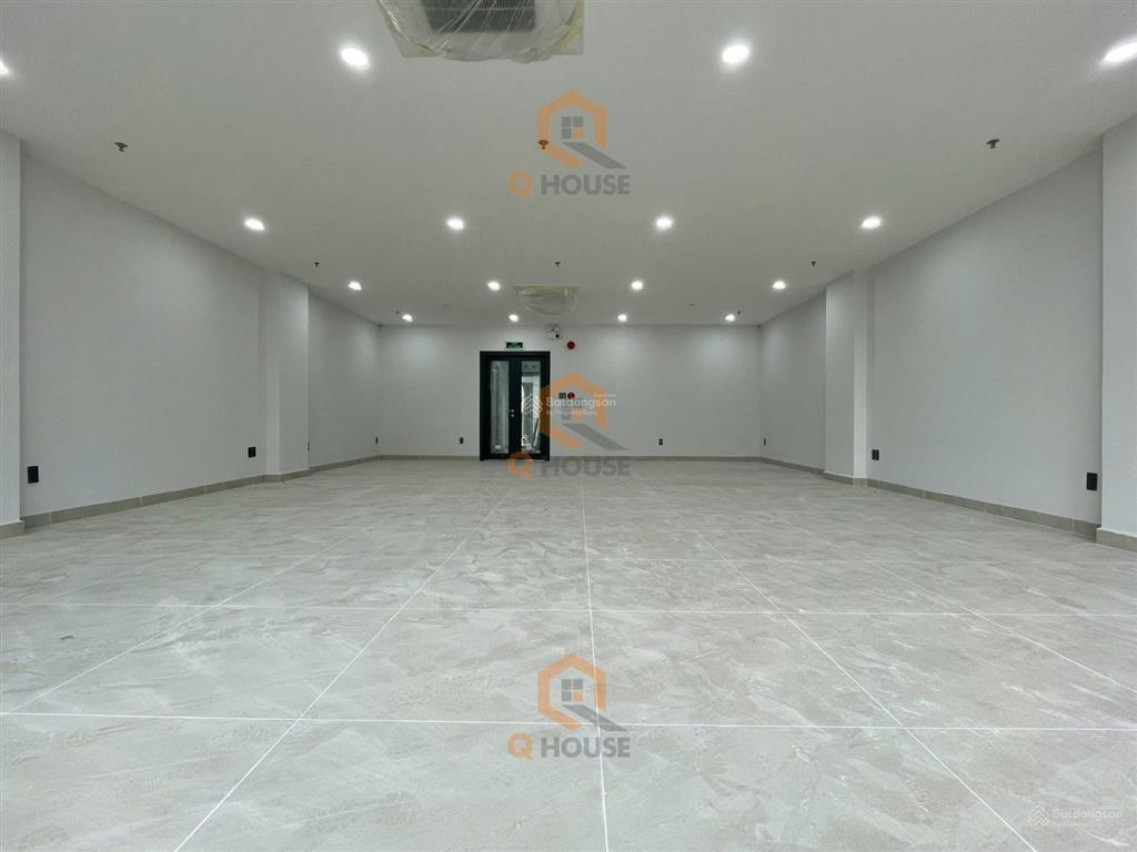 Tòa nhà "mới" 1000m2 ngay trương văn bang thạnh mỹ lợi, hầm 7 tầng suốt thang máy, 160 triệu/tháng