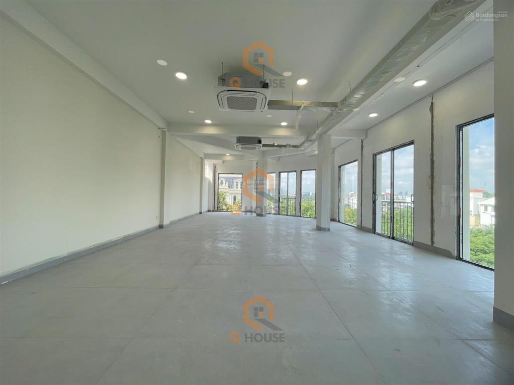 Tòa nhà "căn góc" ngay nguyễn văn kỉnh p. thạnh mỹ lợi 7.25m*20m, hầm 6 tầng thang máy, 150 tr/th
