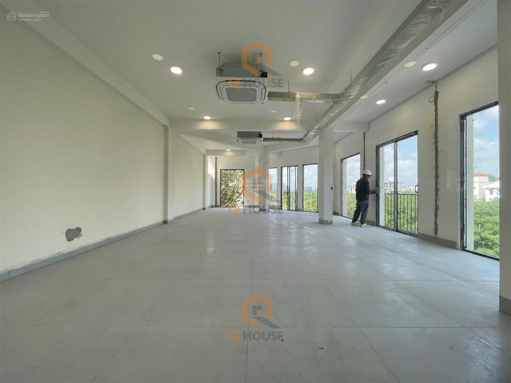 Tòa nhà "căn góc" ngay nguyễn văn kỉnh p. thạnh mỹ lợi 7.25m*20m, hầm 6 tầng thang máy, 150 tr/th