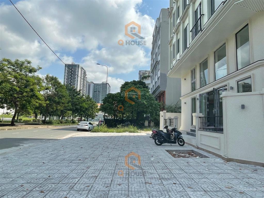 Tòa nhà "căn góc" ngay nguyễn văn kỉnh p. thạnh mỹ lợi 7.25m*20m, hầm 6 tầng thang máy, 150 tr/th