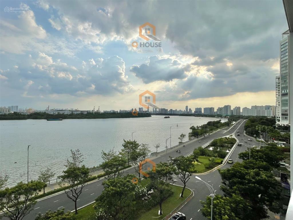 Tòa nhà mặt tiền view sông đường trần qúy kiên 10*24m, hầm, 7 tầng suốt, thang máy, 330 triệu/tháng