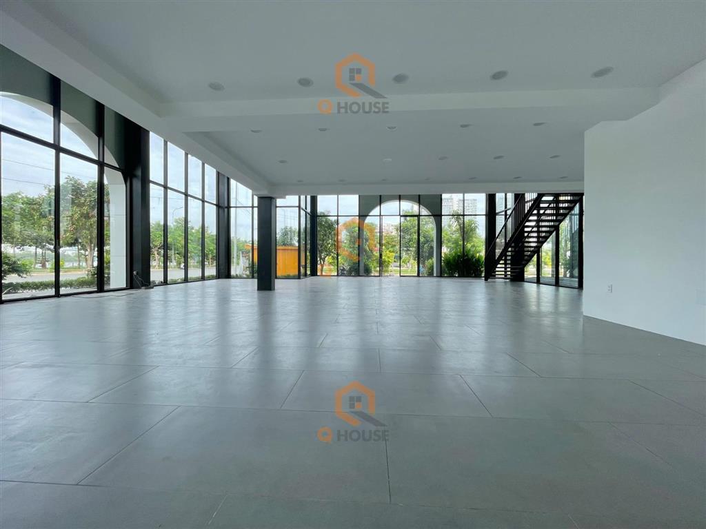 Tòa nhà "mới  căn góc" trung tâm thạnh mỹ lợi 20m*20m, 4 tầng suốt, 350 triệu/tháng