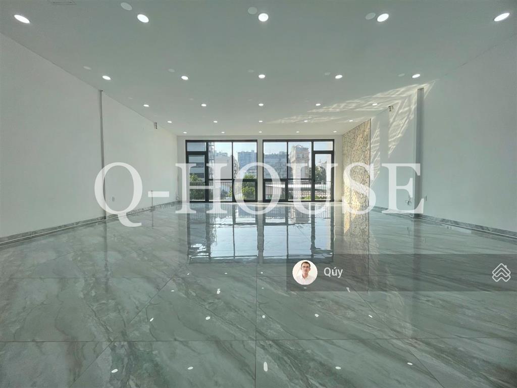 Tòa nhà văn phòng ngay nguyễn văn kỉnh p. thạnh mỹ lợi 8*20m, 3 tầng suốt, 85 triệu/tháng