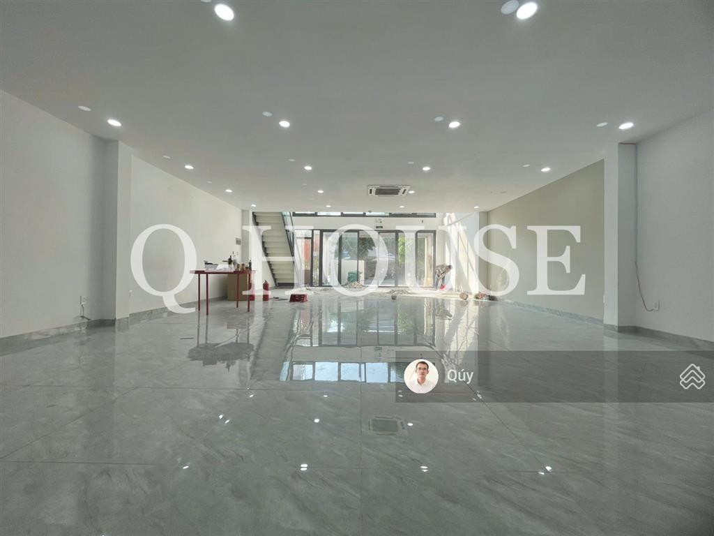 Tòa nhà văn phòng ngay nguyễn văn kỉnh p. thạnh mỹ lợi 8*20m, 3 tầng suốt, 85 triệu/tháng