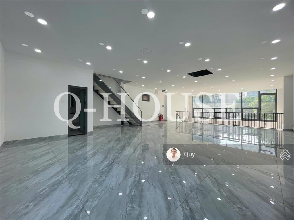 Tòa nhà văn phòng ngay nguyễn văn kỉnh p. thạnh mỹ lợi 8*20m, 3 tầng suốt, 85 triệu/tháng