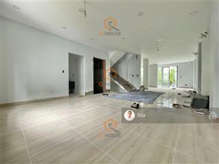Tòa nhà văn phòng ngay bát nàn 7*20m, hầm, trệt, 3 lầu suốt, thang máy, 65 triệu/tháng