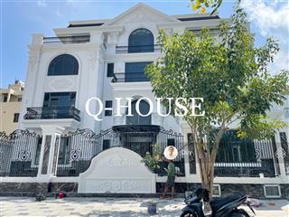 Biệt thự bát nàn 1000m2 "trần cao 3.2m" sàn suốt văn phòng, hầm 4 tầng, thang máy, 300 triệu/tháng