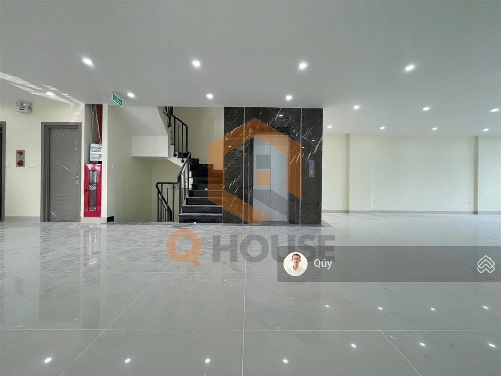 Cho thuê tòa nhà "mới" 1000m2 nguyễn thanh sơn 8*20m hầm 7 tầng suốt, thang máy, 160 triệu/tháng