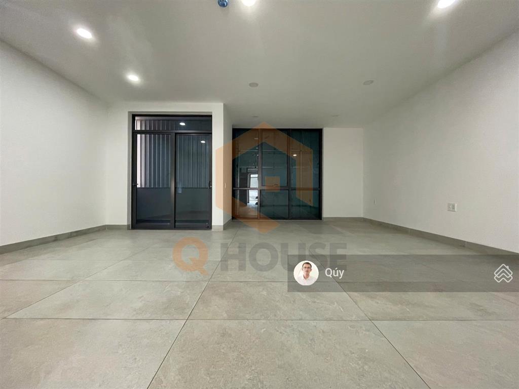 Tòa nhà văn phòng mặt tiền bát nàn  thạnh mỹ lợi 7m*23m, hầm 7 tầng thang máy, chỉ 120 triệu/tháng