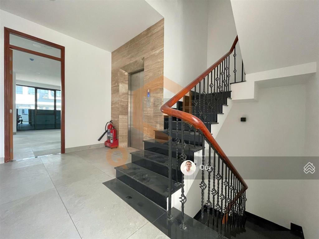 Tòa nhà văn phòng mặt tiền bát nàn  thạnh mỹ lợi 7m*23m, hầm 7 tầng thang máy, chỉ 120 triệu/tháng