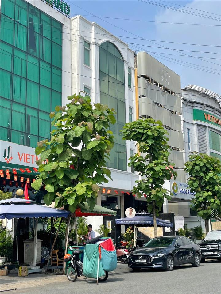 Cho thuê 05 căn tòa nhà trần não  lương định của 7*19m, 8*23m, hầm 4 tầng thang máy, 90 triệu/th