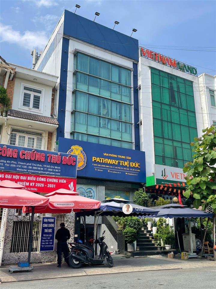 Cho thuê 05 căn tòa nhà trần não  lương định của 7*19m, 8*23m, hầm 4 tầng thang máy, 90 triệu/th