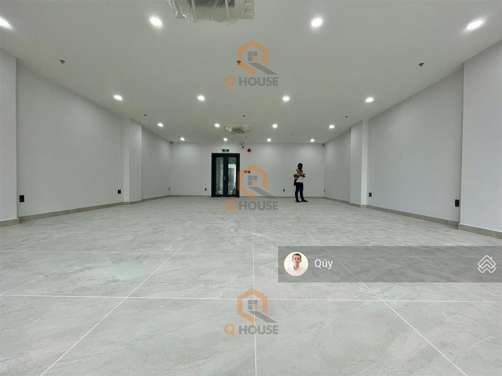 Tòa nhà "mới" 1000m2 ngay trương văn bang thạnh mỹ lợi, hầm 7 tầng suốt thang máy, 150 triệu/tháng