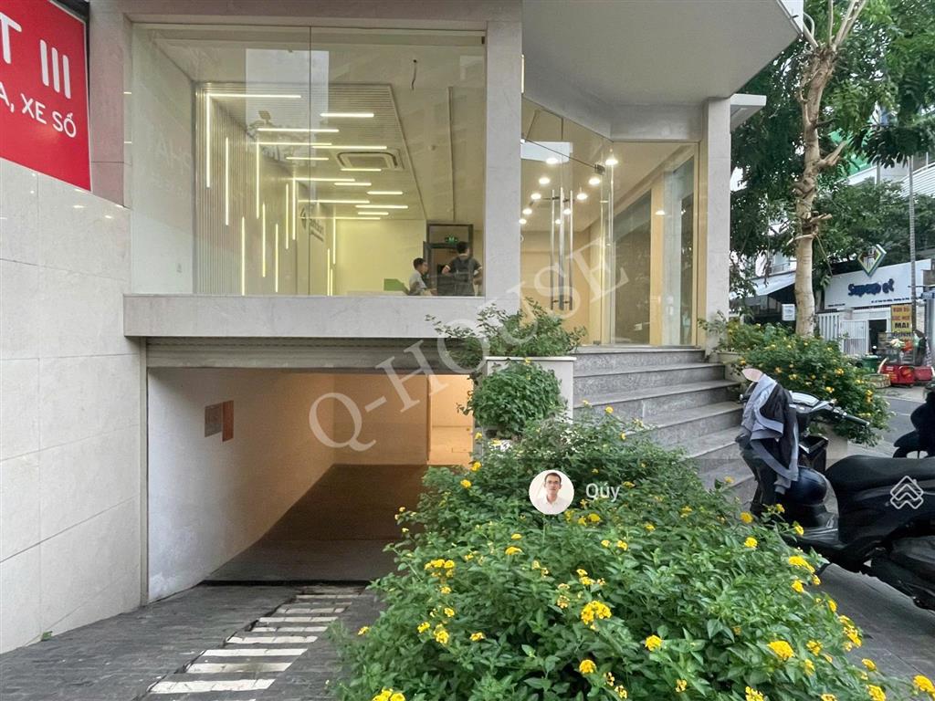 Tòa nhà văn phòng "căn góc" p. an phú 6.4m*18m, hầm, 4 tầng suốt, thang máy, 55 triệu/tháng