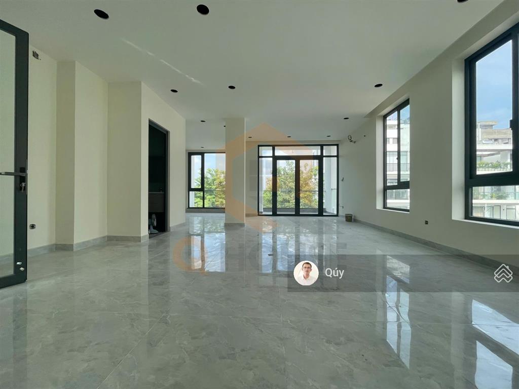 Tòa nhà "mới" saigon mystery villas 12*18m, hầm, 3 lầu, sân thượng, 100 triệu/tháng