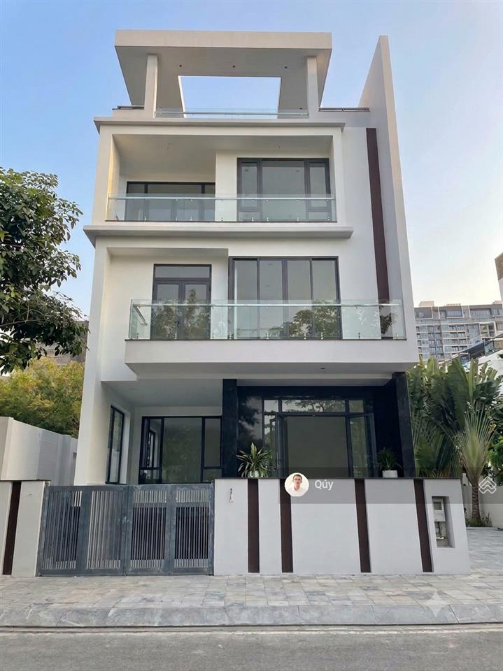Tòa nhà "mới" saigon mystery villas 12*18m, hầm, 3 lầu, sân thượng, 100 triệu/tháng