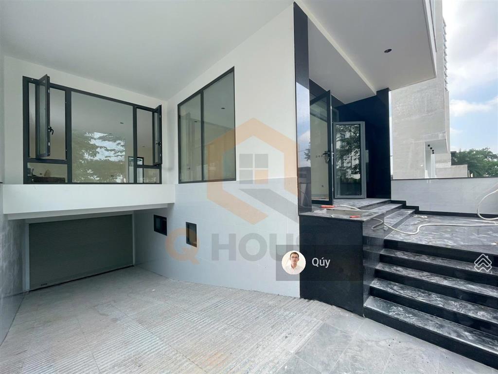 Tòa nhà "mới" saigon mystery villas 12*18m, hầm, 3 lầu, sân thượng, 100 triệu/tháng