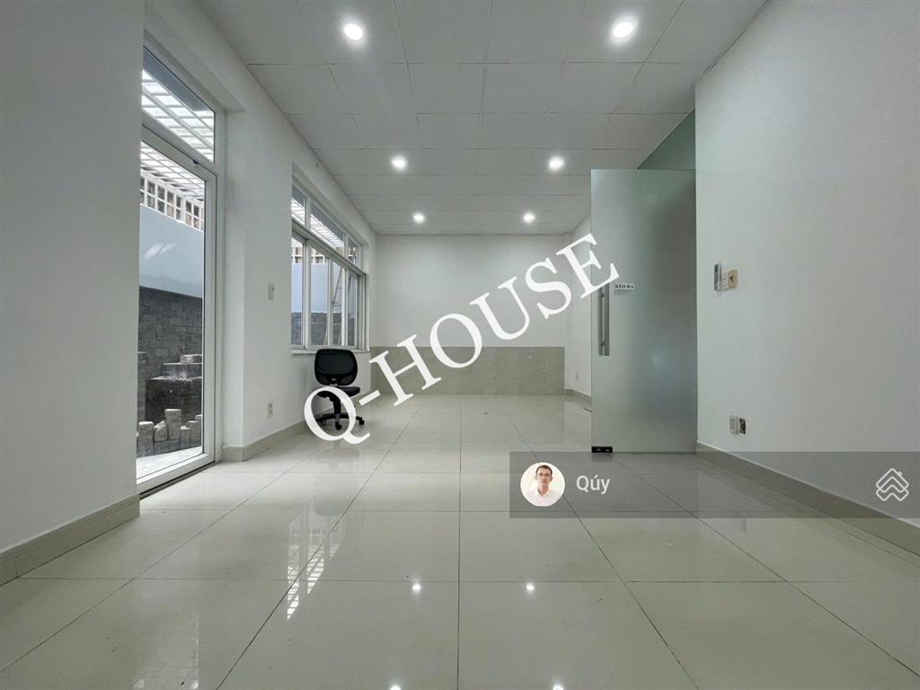 Cho thuê nhà mặt tiền đường trương văn bang 8m*20m, hầm, 4 tầng rộng rãi, chỉ 72 triệu/tháng