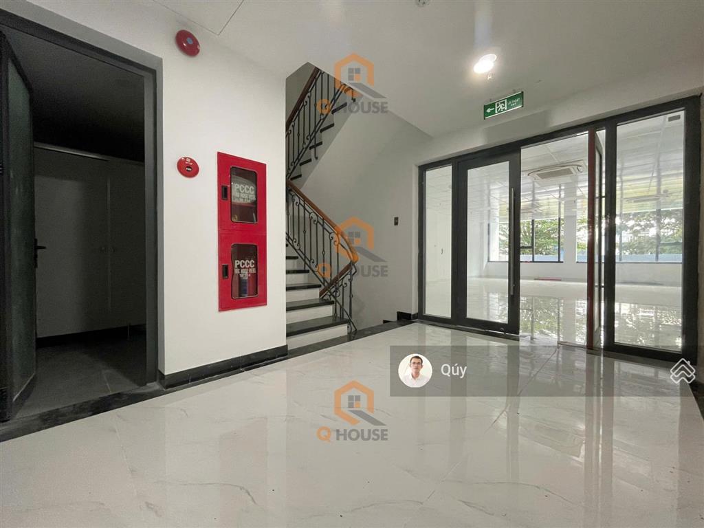 Tòa nhà "mới 100%" mặt tiền trương văn bang p. thạnh mỹ lợi 8m*20m, hầm, 7 tầng suốt, thang máy