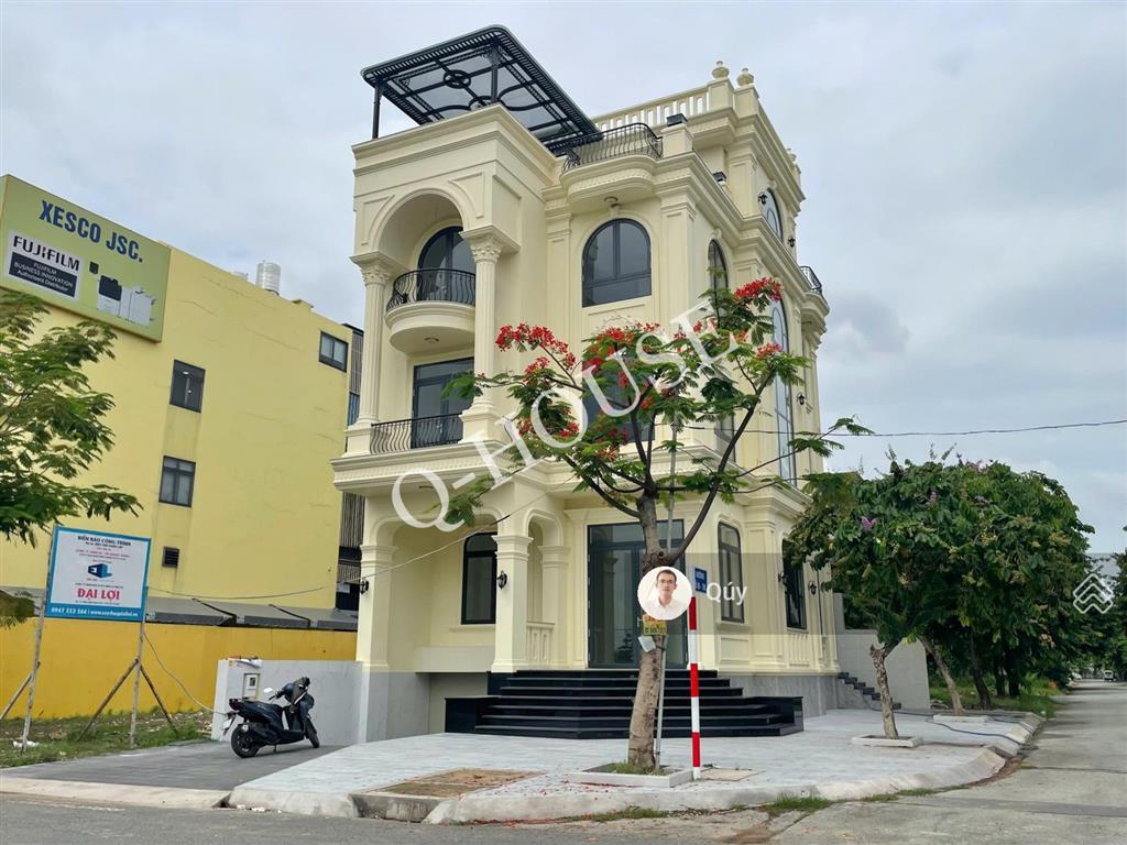 Tòa nhà văn phòng "mới  căn góc" nguyễn văn kỉnh 10m*20m, hầm, 4 tầng, thang máy, 99 triệu/tháng