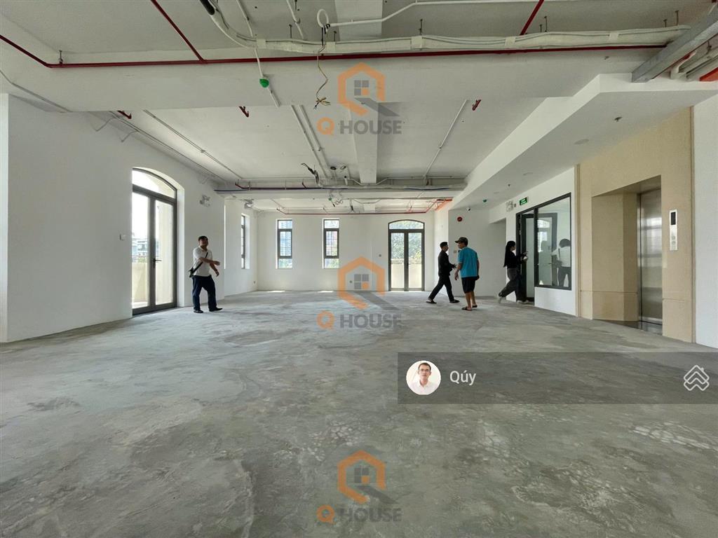 Cho thuê tòa nhà "mới" trung tâm thạnh mỹ lợi 16m*20m, hầm, 5 tầng, thang máy, 250 triệu/tháng