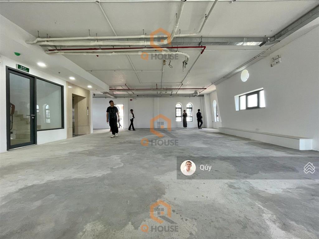 Cho thuê tòa nhà "mới" trung tâm thạnh mỹ lợi 16m*20m, hầm, 5 tầng, thang máy, 250 triệu/tháng