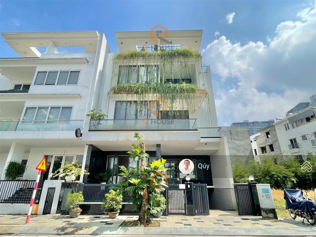 Tòa văn phòng full nội thất gần bát nàn p. bình trưng 10*18m hầm 3 lầu 8 phòng thang máy sân thượng