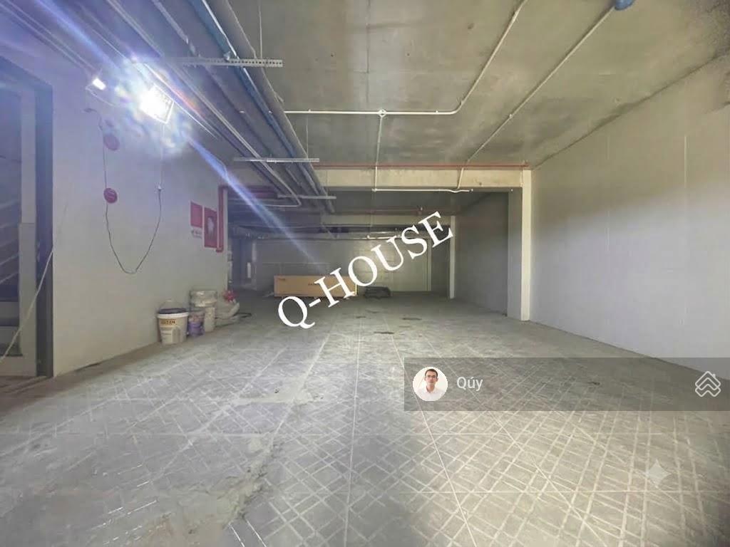 Tòa nhà "mới" ngay nguyễn văn kỉnh  thạnh mỹ lợi 8m*20m hầm 7 tầng suốt thang máy, 180 triệu/tháng