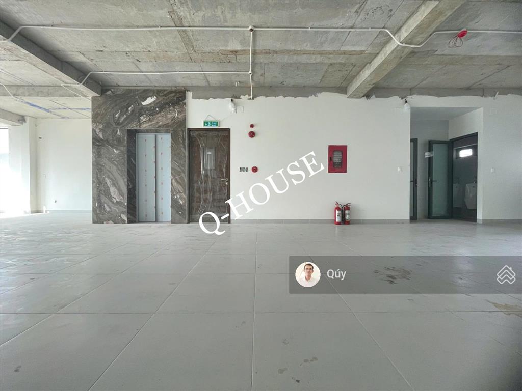 Tòa nhà "mới" ngay nguyễn văn kỉnh  thạnh mỹ lợi 8m*20m hầm 7 tầng suốt thang máy, 180 triệu/tháng