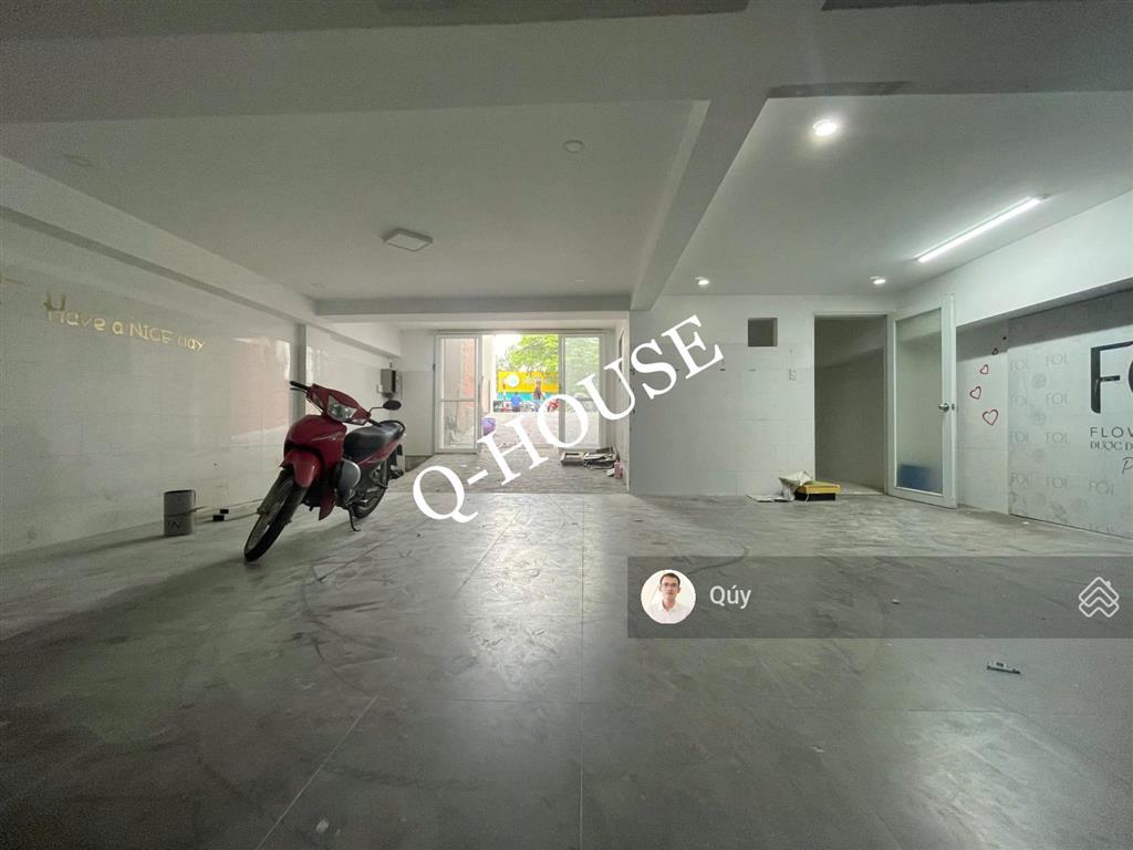 Tòa nhà mặt tiền trương văn bang 8m*20m, hầm, 4 tầng, thang máy, 95 triệu/tháng