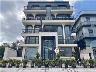 Tòa nhà mới trung tâm phường thạnh mỹ lợi 16.2m*20m, hầm, 5 tầng suốt, thang máy, 285 triệu/tháng