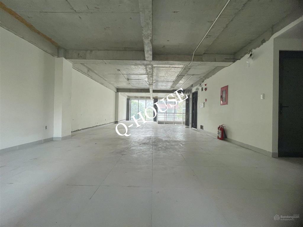 Tòa nhà "mới" ngay nguyễn văn kỉnh  thạnh mỹ lợi 8m*20m hầm 7 tầng suốt thang máy, 170 triệu/tháng