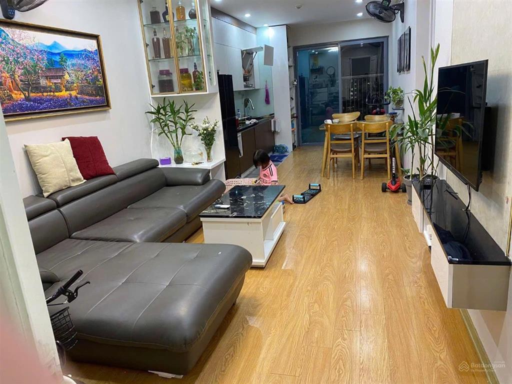 Chính chủ giảm giá bán nhanh căn 2pn tứ hiệp plaza giá chỉ hơn 4,5 tỷ sổ hồng chính chủ