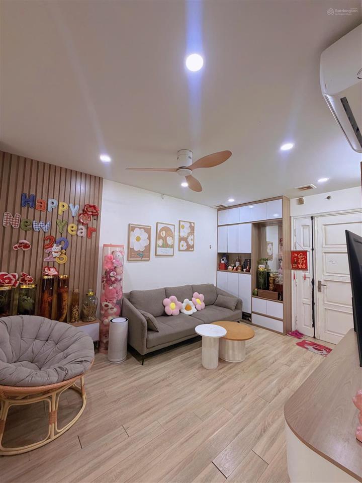 Cc cần bán căn 2pn, 2wc đầy đủ nội thất ở tứ hiệp plaza, sổ hồng chính chủ, tiện ích ngập tràn