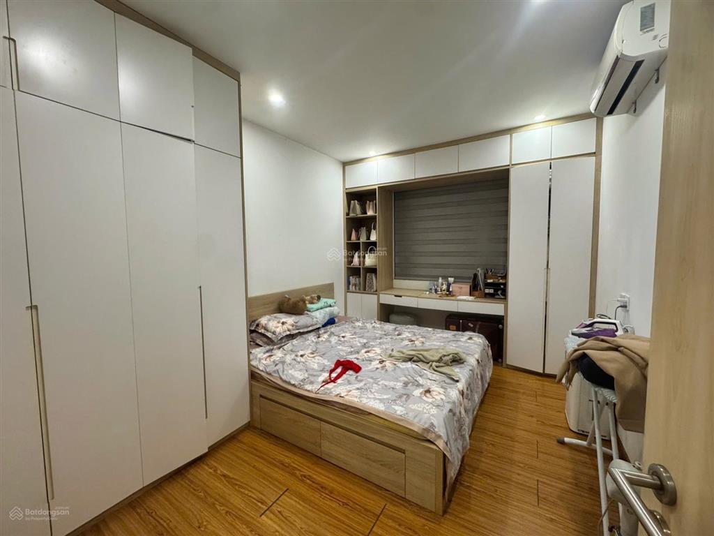 Chính chủ cần bán nhanh cc hồng hà eco city, 74m2, 2pn, 2wc, thiết kế hiện đại, sổ hồng sang tên