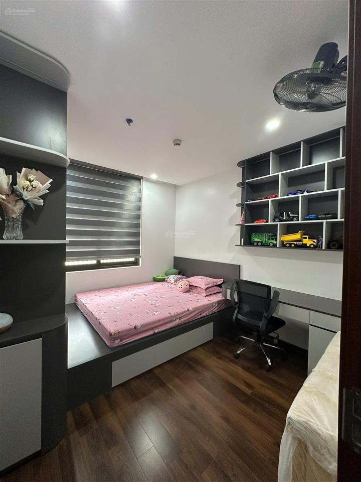 Chính chủ cần bán nhanh căn 2pn 64m2 đầy đủ nội thất, đã có sổ. giá 4,7 tỷ ở tecco diamond
