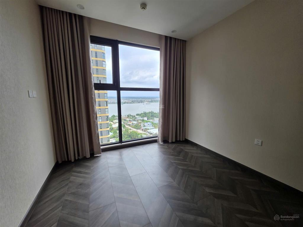 The beverly 3pn  hướng đông nam, sổ sẵn  giá tốt nhất thị trường