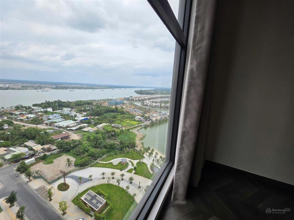 The beverly 3pn  hướng đông nam, sổ sẵn  giá tốt nhất thị trường