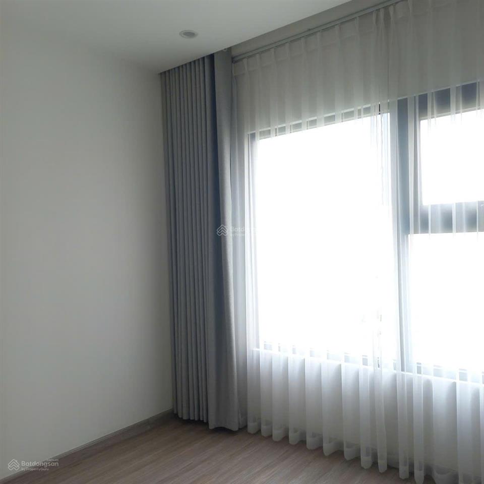 Bán căn 2pn+ 69m2 giá tốt chỉ 3tỷ full nội thất, nhà đón gió rất tốt rainbow vinhomes grand park