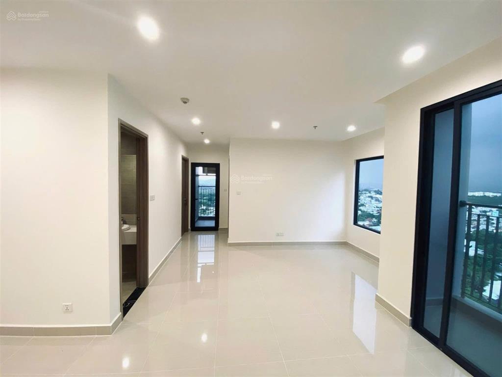 Căn góc 2pn + 69m2 giá rất tốt bên rainbow  chỉ 2,85 tỷ đã có sổ hồng