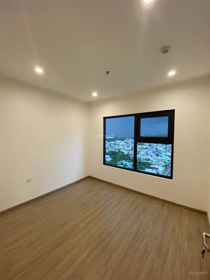 Căn góc 2pn + 69m2 giá rất tốt bên rainbow  chỉ 2,85 tỷ đã có sổ hồng