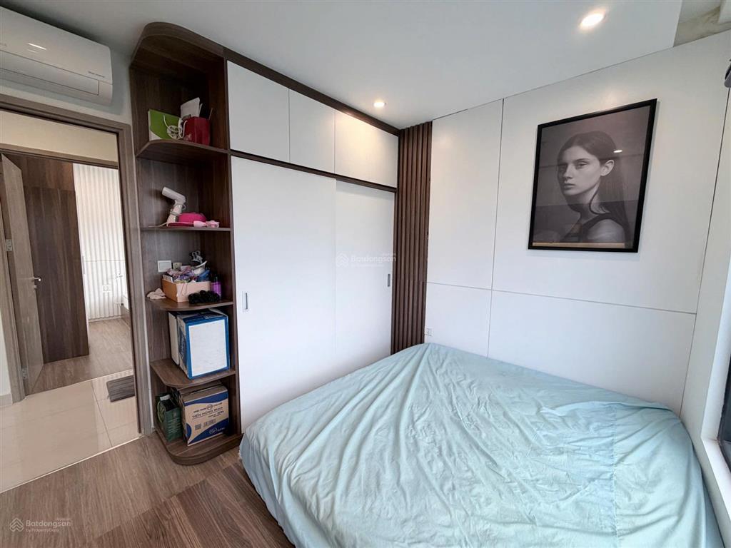 Siêu rẻ luôn ạ 2pn + 69m2 full nội thất cao cấp, chỉ 3 tỷ sổ hồng sẵn, bên s2 rainbow