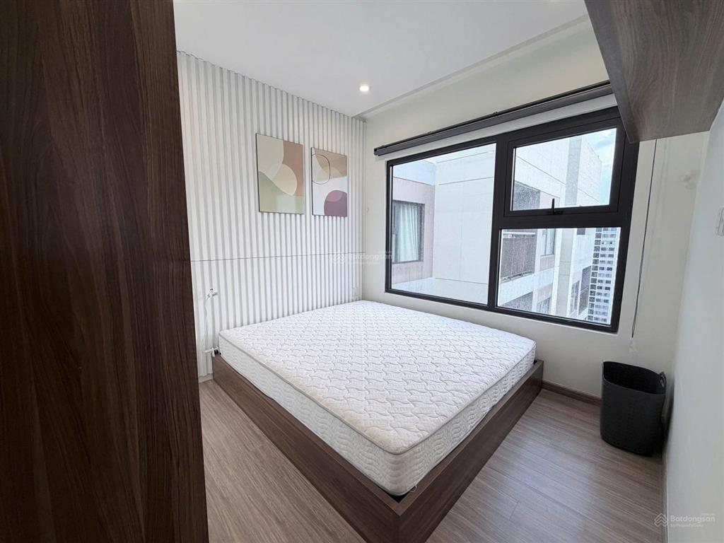 Siêu rẻ luôn ạ 2pn + 69m2 full nội thất cao cấp, chỉ 3 tỷ sổ hồng sẵn, bên s2 rainbow