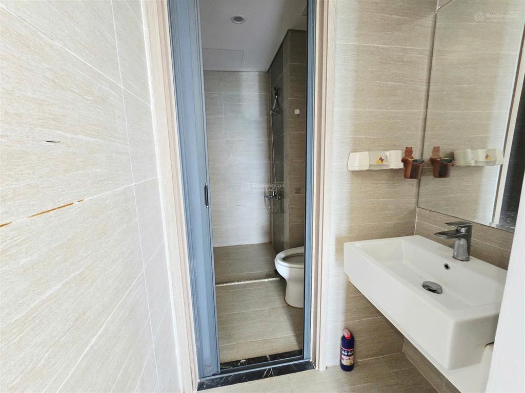 2pn giá chỉ 2,55 tỷ sổ hồng sẵn, nhà đẹp đón gió rất tốt, view thoáng sông tắc, tòa s5 rainbow