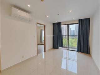 Bán 2pn 2wc origami, hướng đông nam view rất thoáng, giá chỉ 2,8 tỷ sổ hồng sẵn ạ