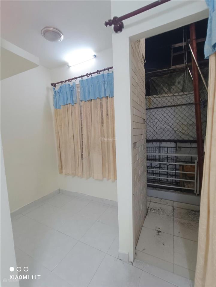 Bán nhà đường phan tôn, p. sài gòn, khu vip ở quận 1